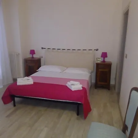 Motta Hotel 2*