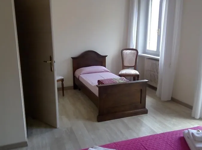 Отель Motta 2*